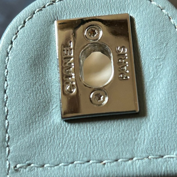 Chanel timeless clear crossbody handbag Euc - Picture 6 of 7